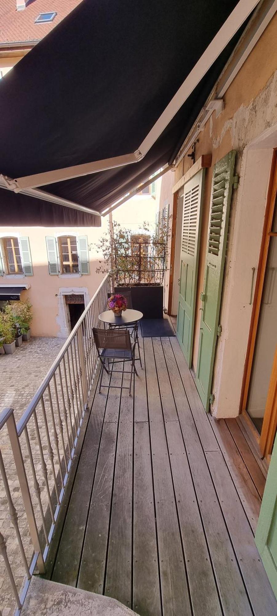 Appartement De Charme Au Coeur De La Vieille Ville آنسي المظهر الخارجي الصورة